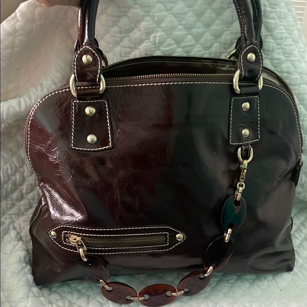 Chic Brown Patent Leather Shoulder Bag